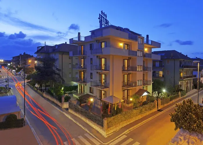 Corallo 알비니아