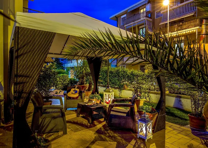 Corallo 알비니아